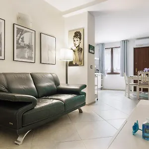 Appartamento Il Glicine, Lucino