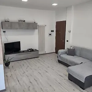 Appartamento Casa Lucia, Rozzano
